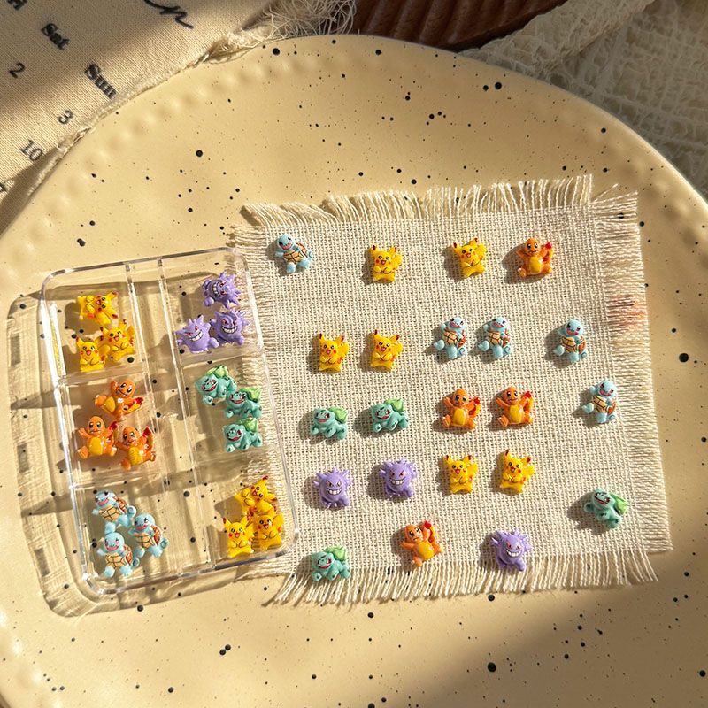 Resin Crafts - Pokemon-Nagelkunst-Accessoires, niedliche Mini-3D-Squirtle- und Gengar-Harz-DIY-Nageldekorationen, ein